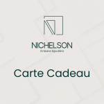 Dessin d'une carte cadeau avec la marque du bijoutier sur un fond clair